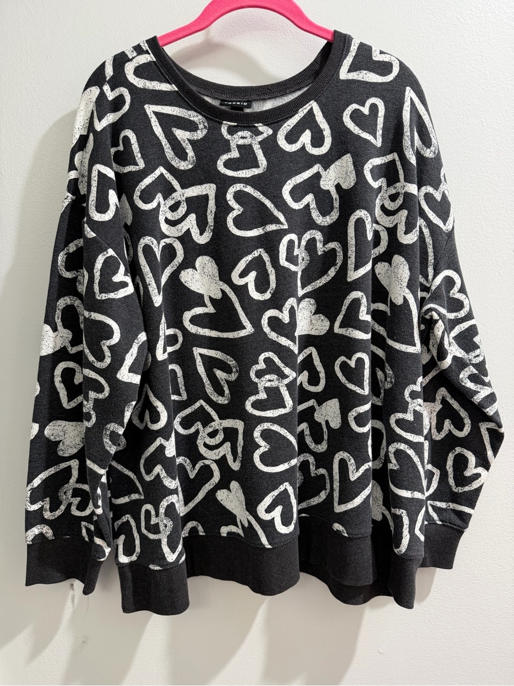 torrid Black Crewneck Sweater with White Heart Print